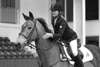 Bedfordshire’s young showjumper Georgia Sims is September’s NAF Shining Star Bedfordshire’s young showjumper Georgia Sims is September’s NAF Shining Star